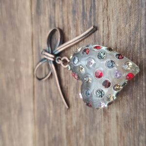 Betsey Johnson crystal pallet‎ heart necklace pendant